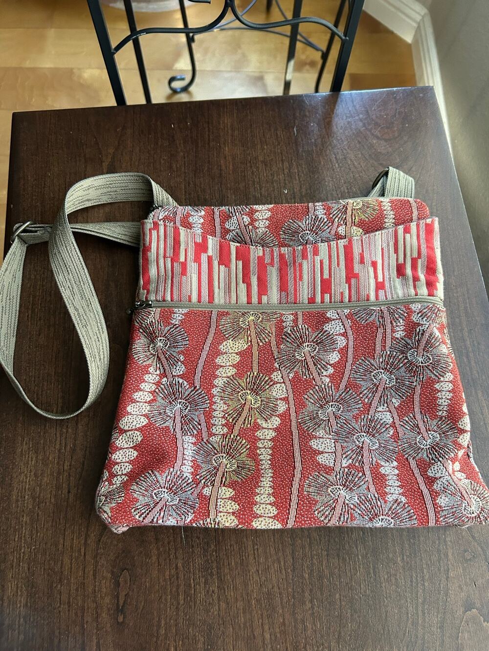 Maruca Sparrow Handbag in Cosmic Cosmo Red